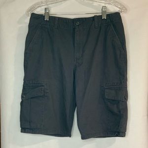 Chaps Men’s Gray Cargo Shorts